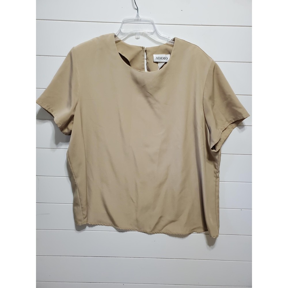 Adamo womens size 2XL lightweight short sleeve back keyhole button closure layer